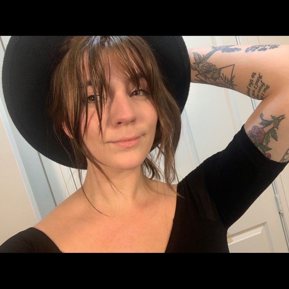 Meet your Posher, Victoria